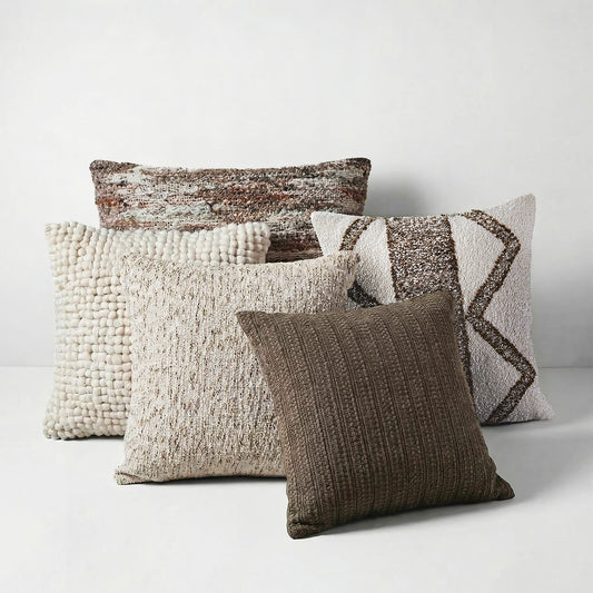 Nealton Pillow