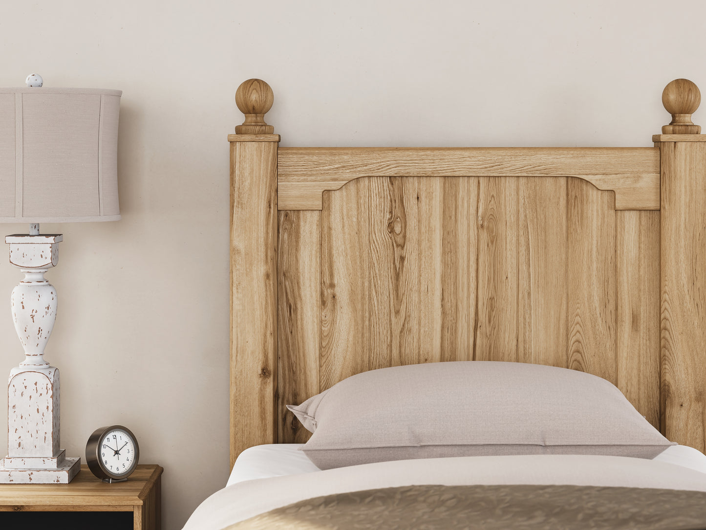 Aleaport Twin Panel Bed with Mirrored Dresser