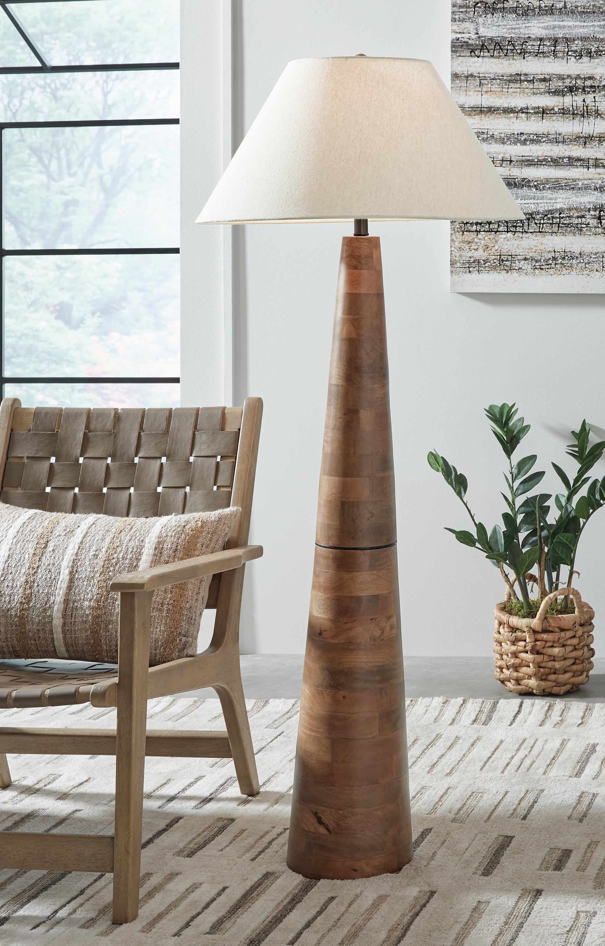 Danset Wood Floor Lamp (1/CN) – Jimmy J's Furniture and More (PA)