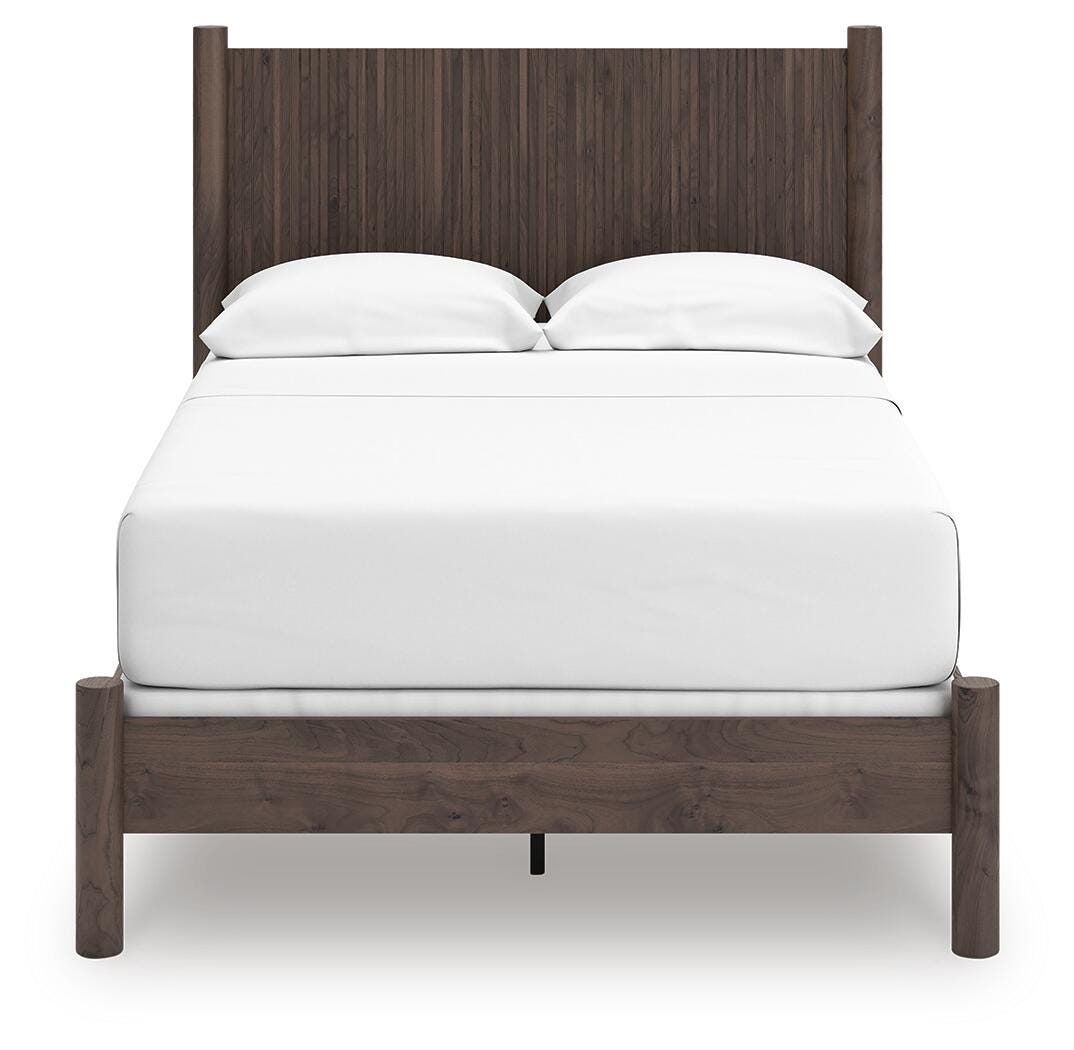 Pamytta Full Panel Bed, Dresser and Mirror