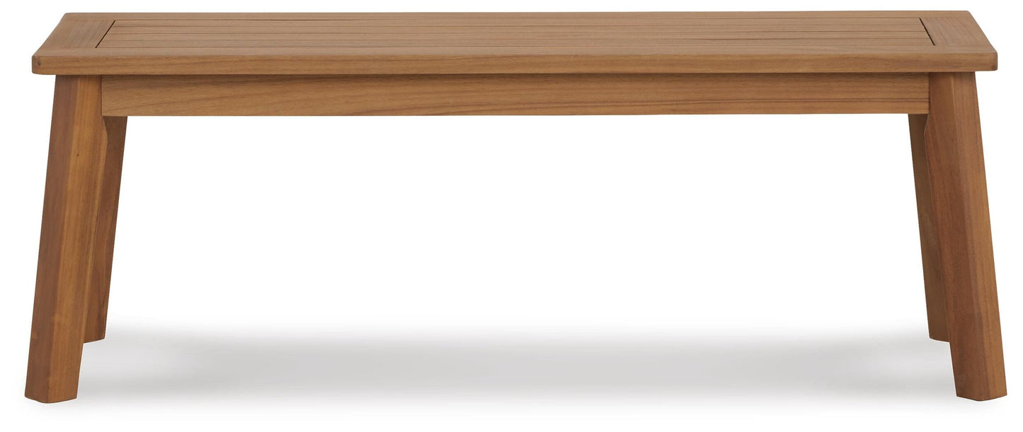 Janiyah Bench