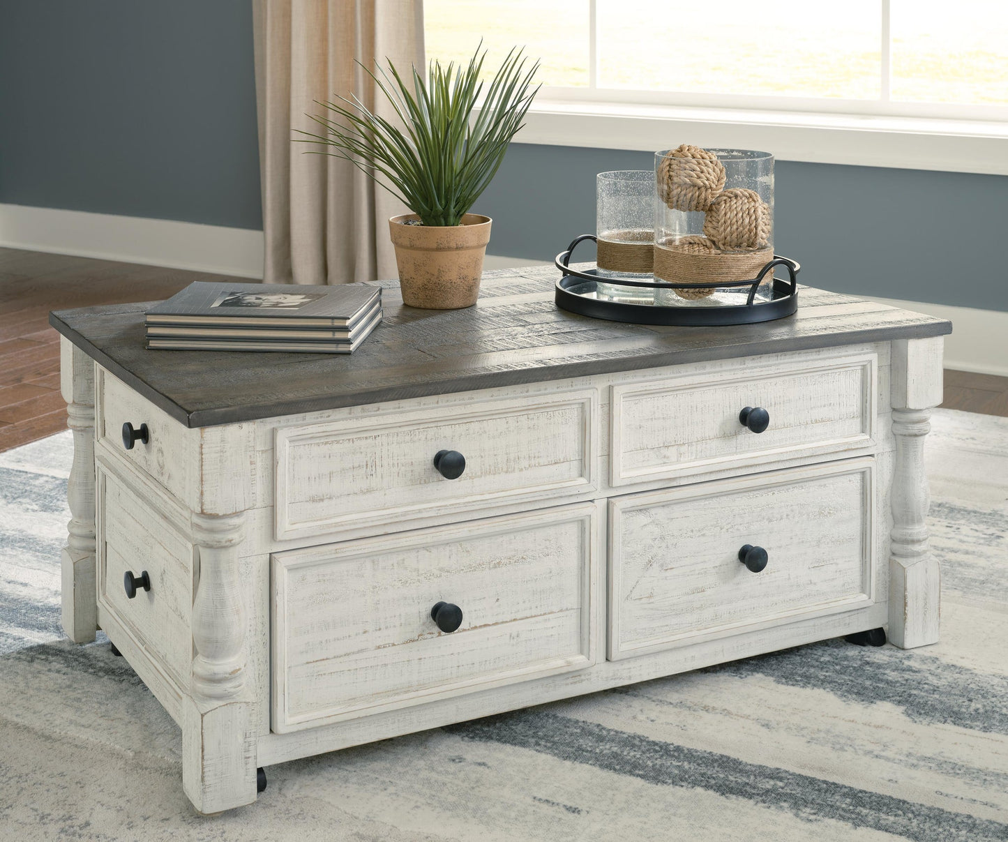 Havalance Lift Top Cocktail Table