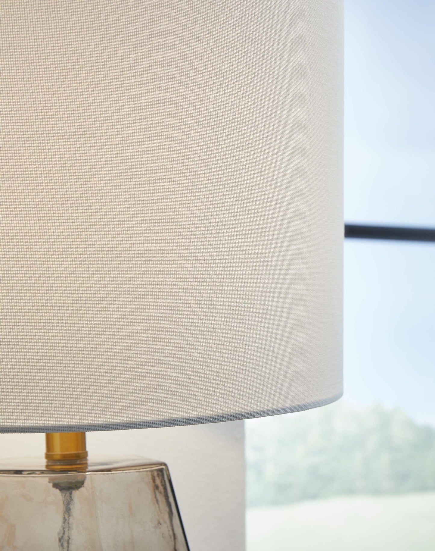 Taylow Glass Table Lamp (1/CN)