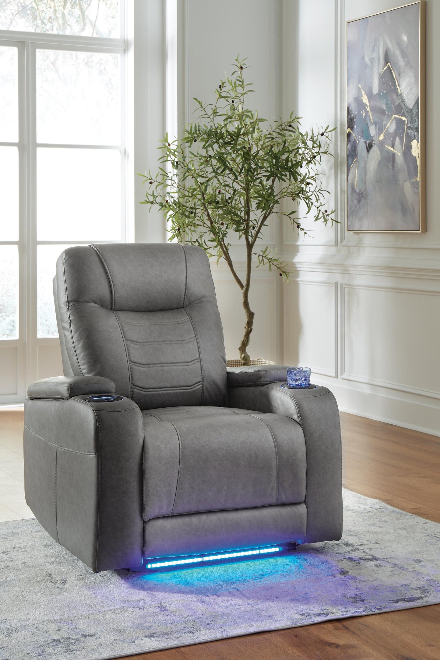 1610213