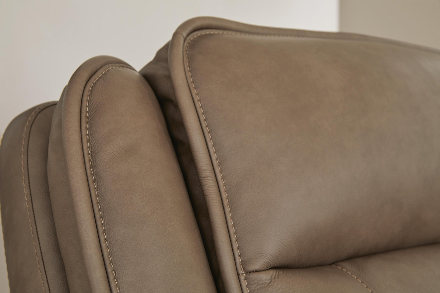 Glencroft PWR Recliner/ADJ Headrest