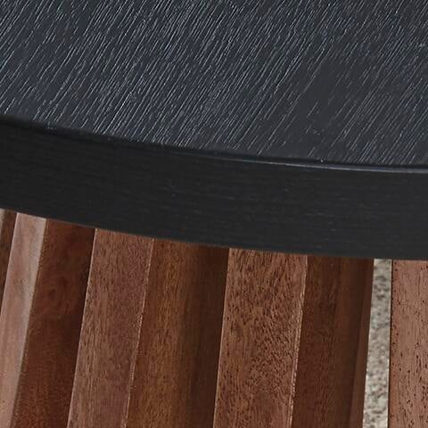 Kallari Round End Table