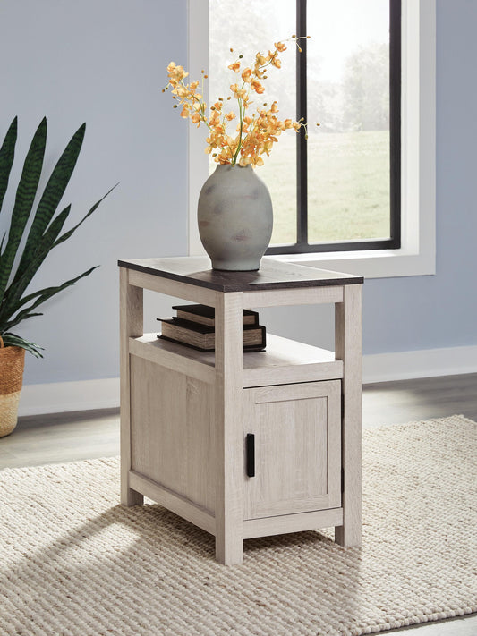Fendenmore Chair Side End Table