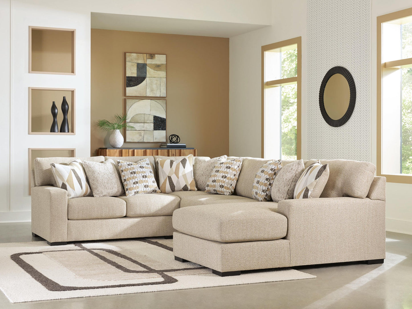 Laurelgrove 4-Piece Sectional with Chaise