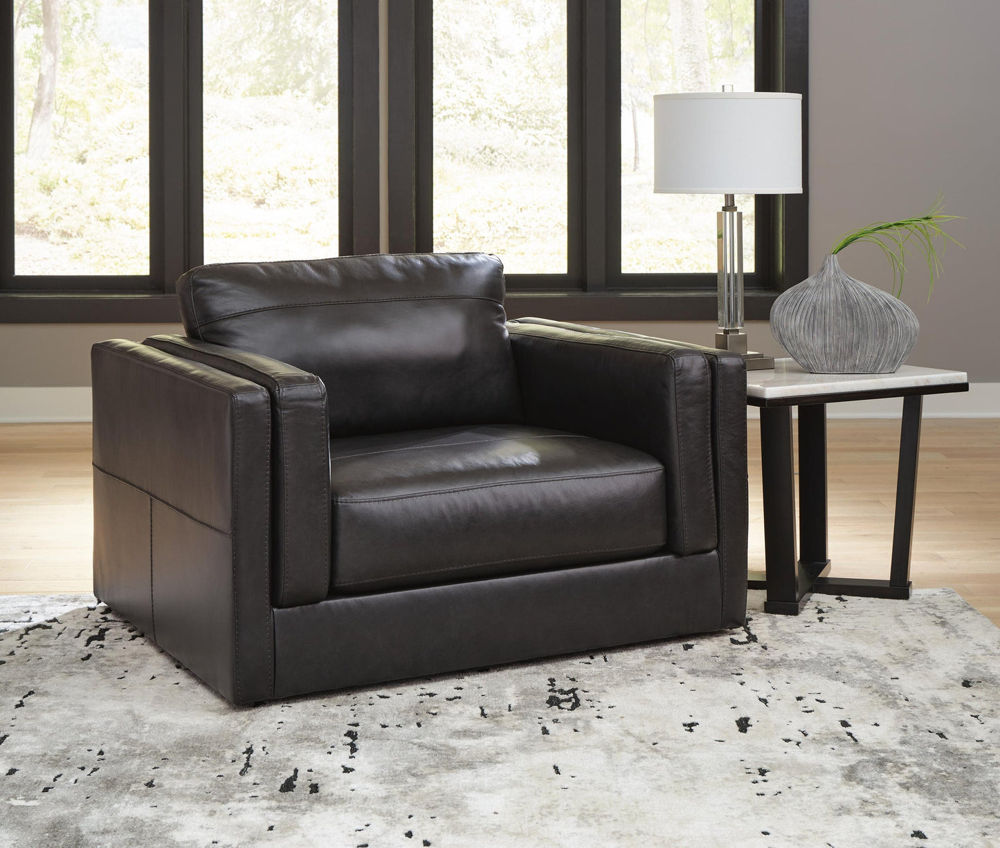 Amiata Chair and Ottoman