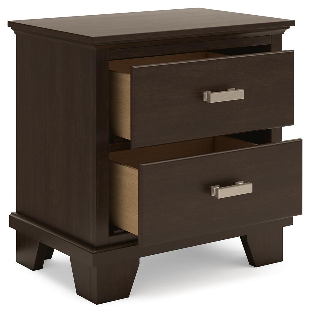 Covetown Queen Panel Bed, Dresser, Mirror, Chest and Nightstand