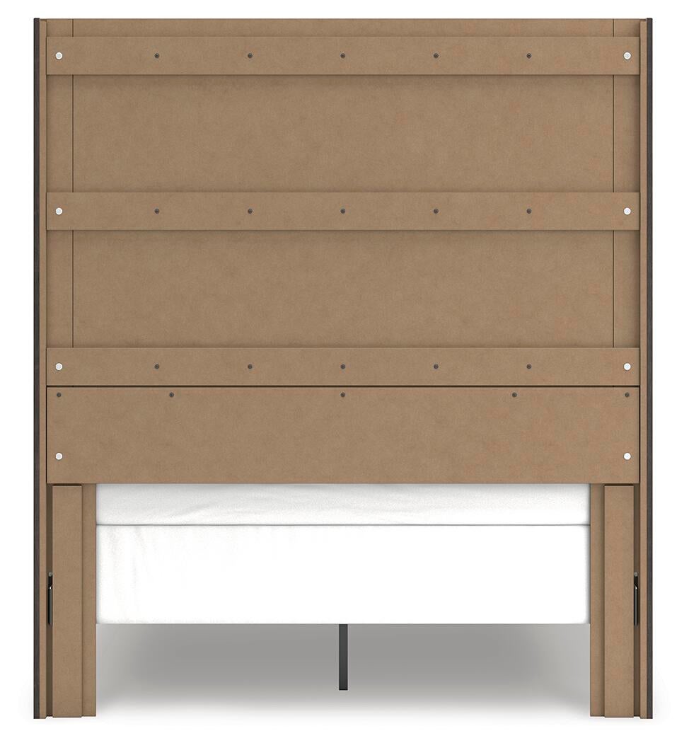 Parlayon Queen Panel Bed, Dresser, Mirror and Nightstand